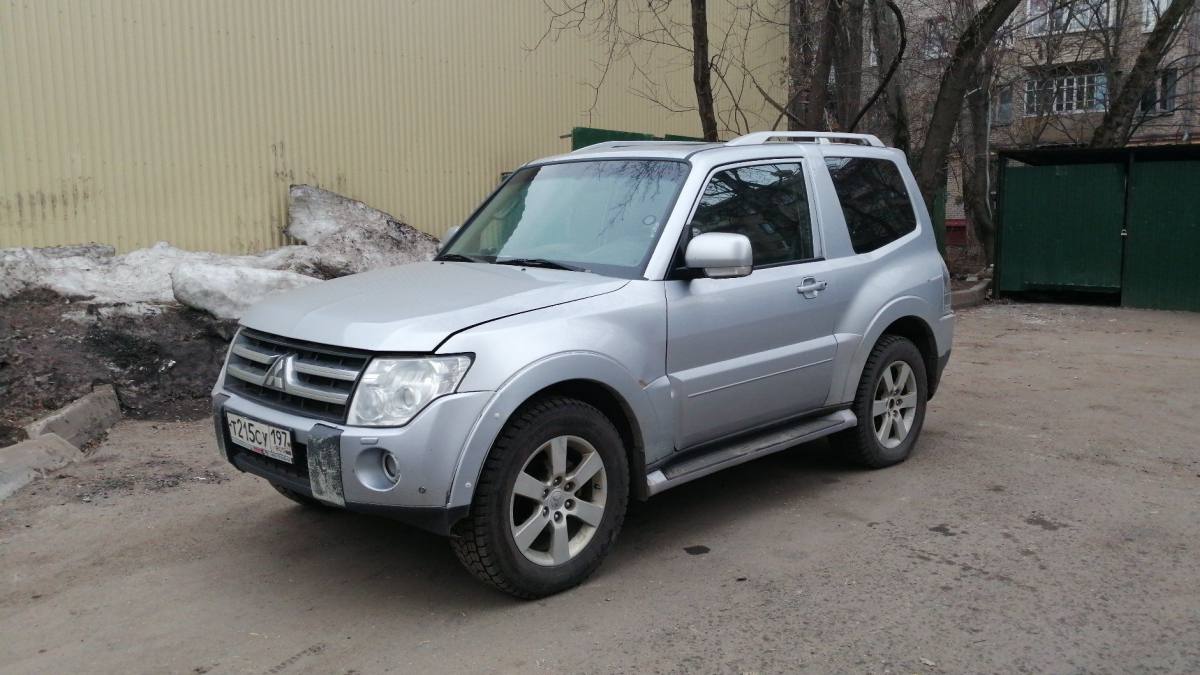 Mitsubishi Pajero IV