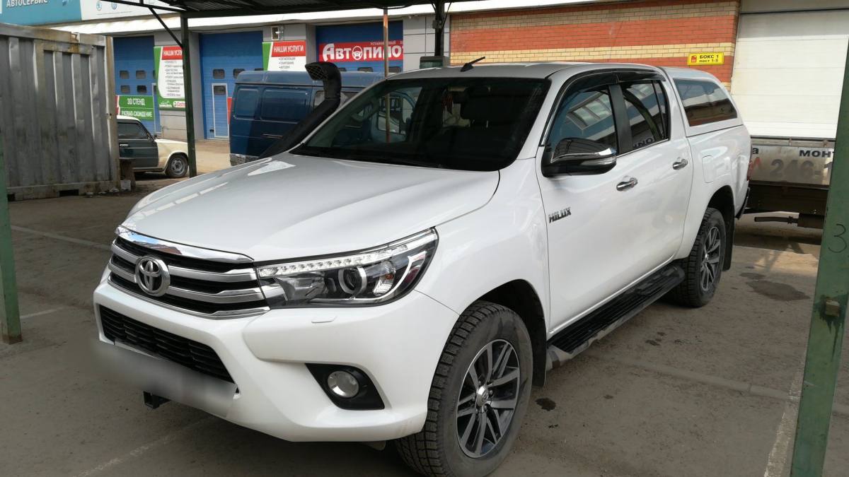 Toyota Hilux VIII