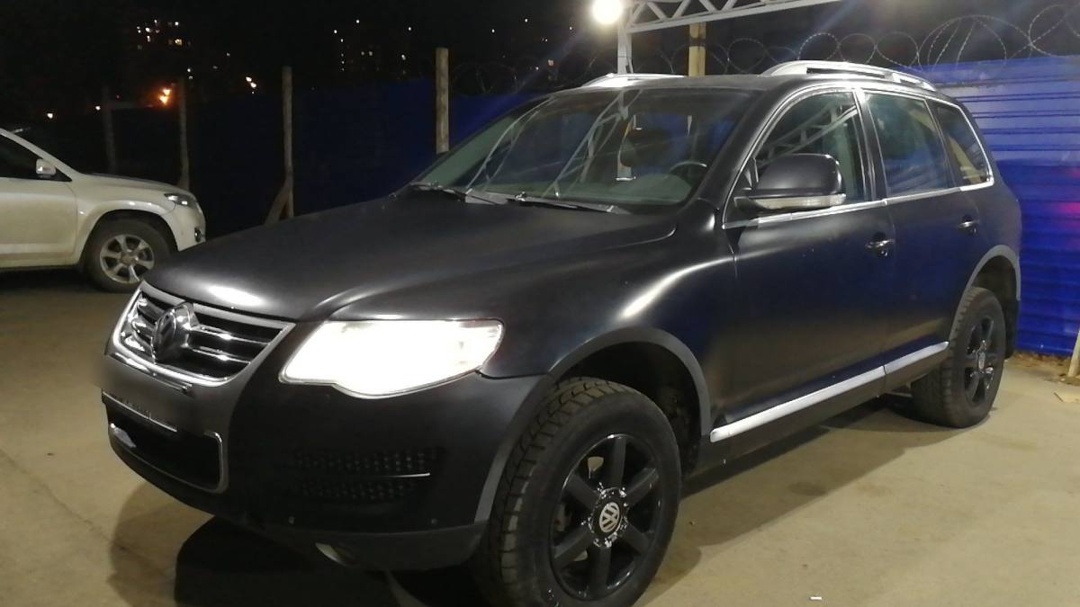 Volkswagen Touareg I Рестайлинг