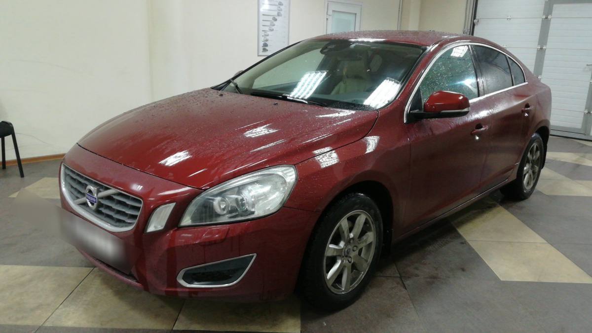Volvo S60 II