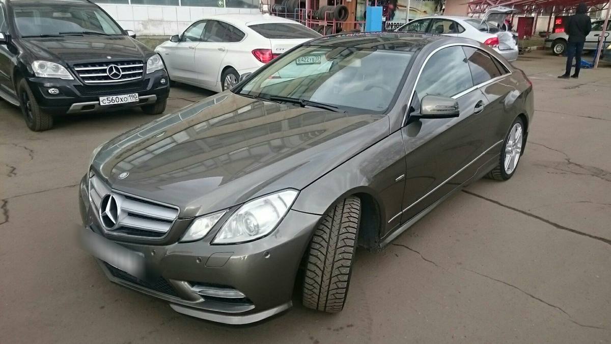 Mercedes-Benz E-klasse IV (W212, S212, C207)