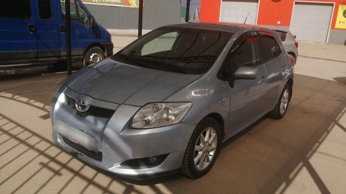 Toyota Auris I