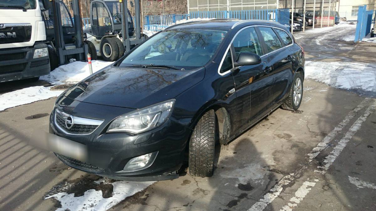 Opel Astra J