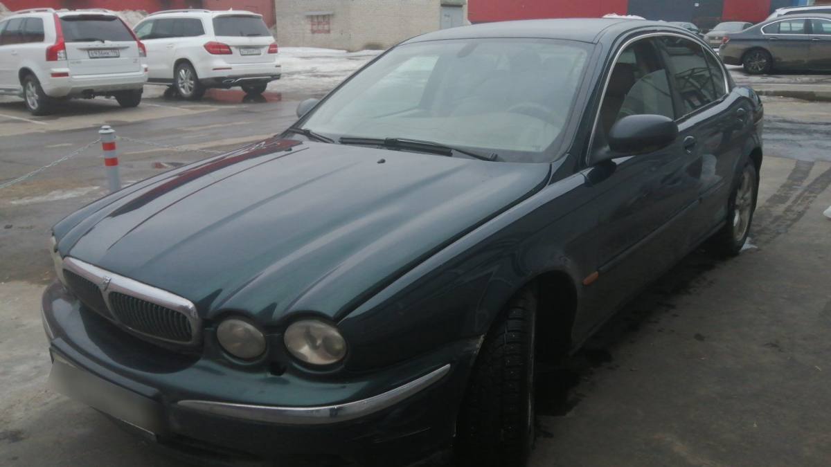 Jaguar X-Type