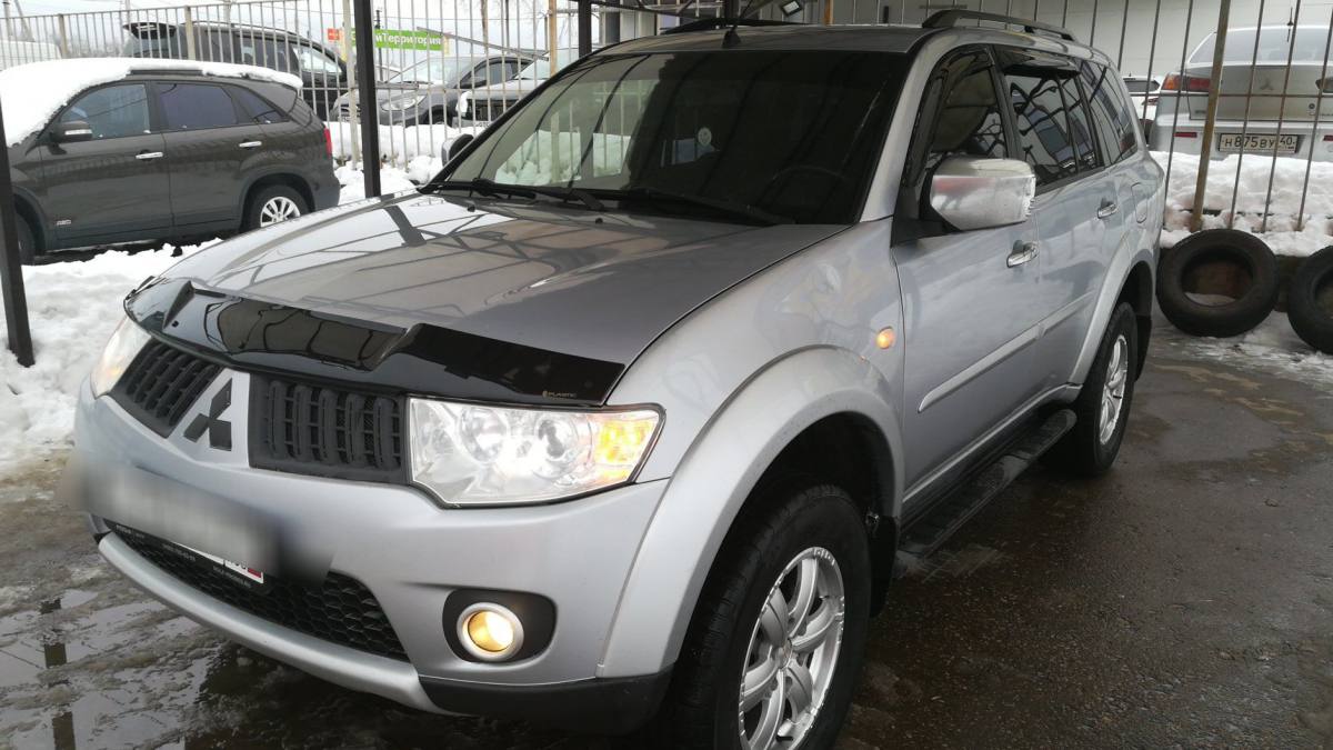 Mitsubishi Pajero Sport II