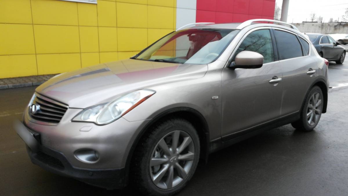 Infiniti EX