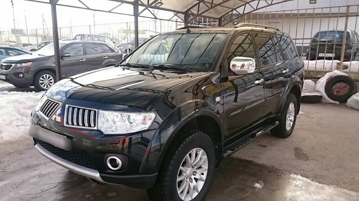 Mitsubishi Pajero Sport II