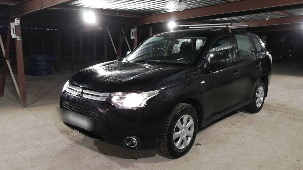 Mitsubishi Outlander III