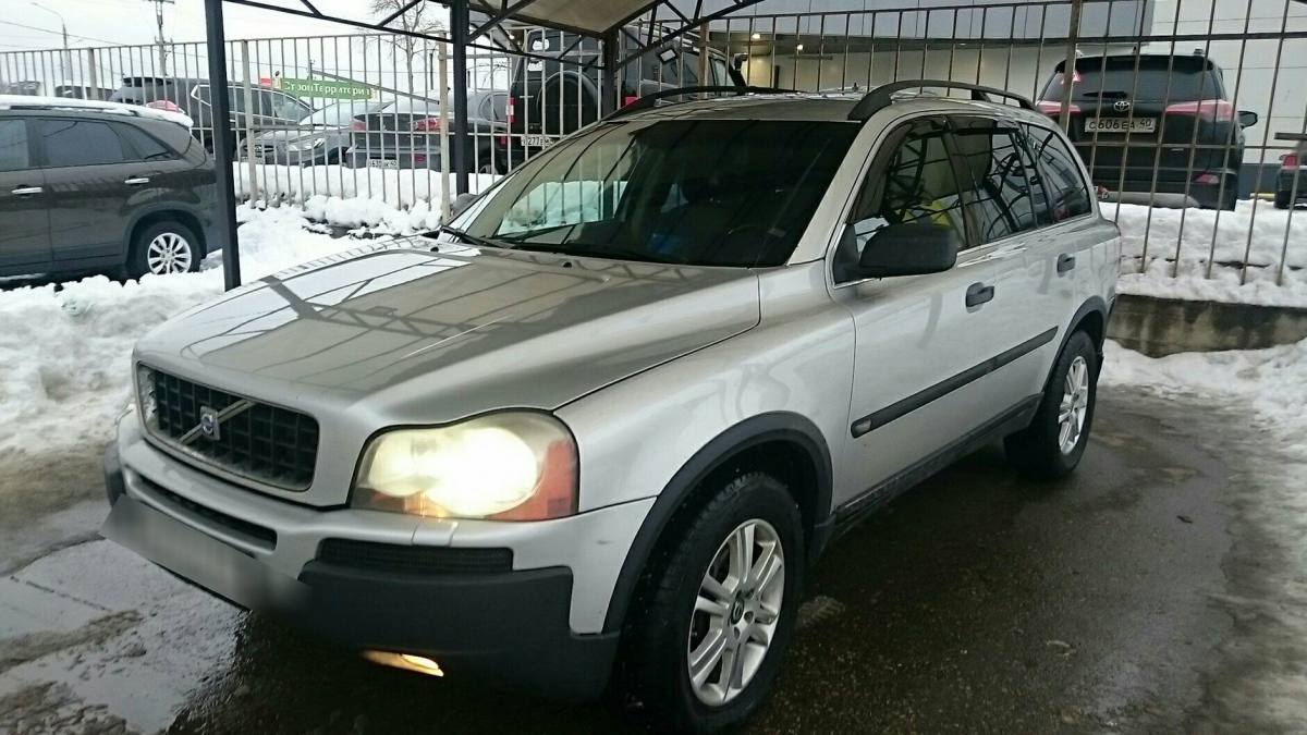 Volvo XC90 I