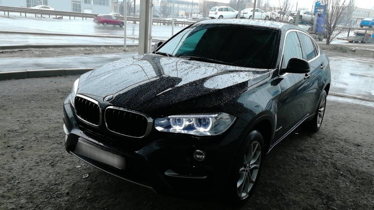 BMW X6 II (F16)