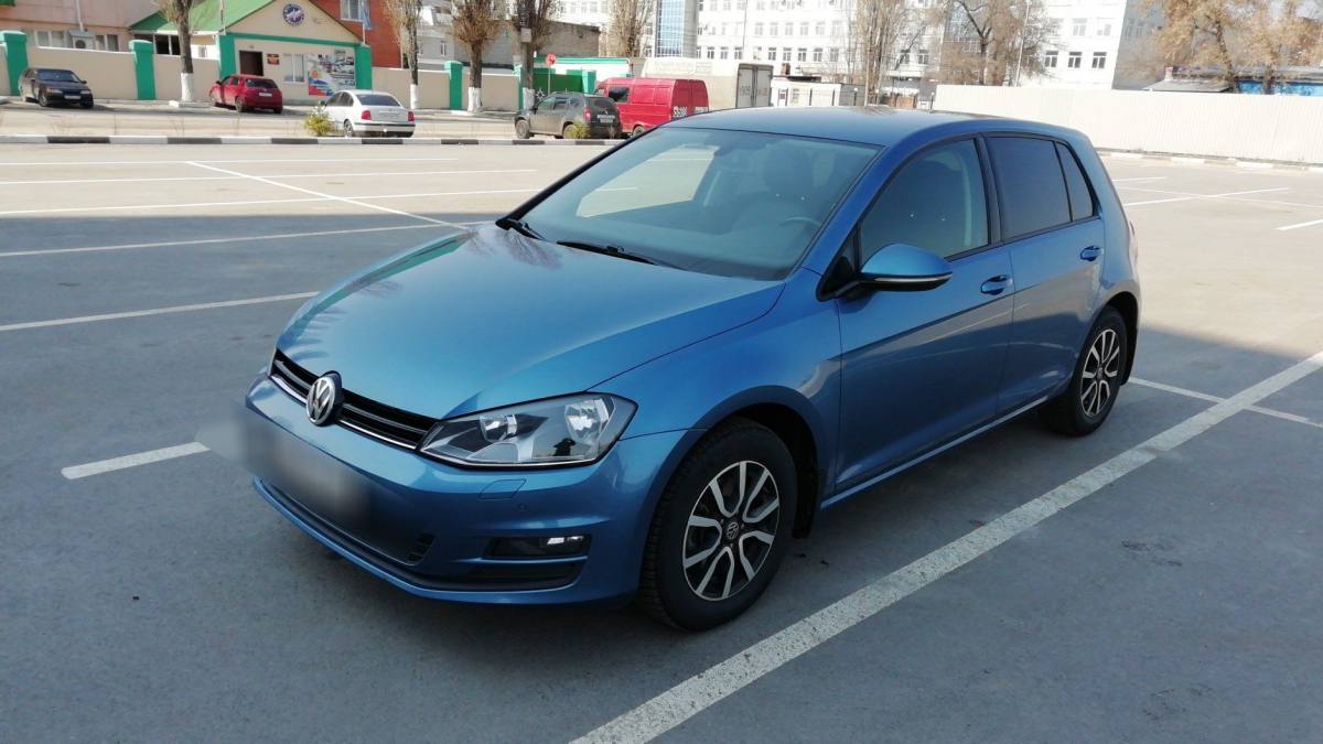 Volkswagen Golf VII