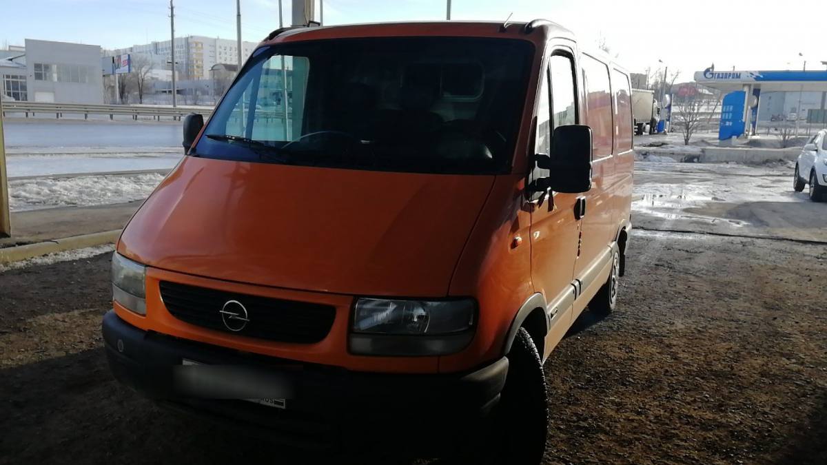 Opel Movano Kasten (F9)