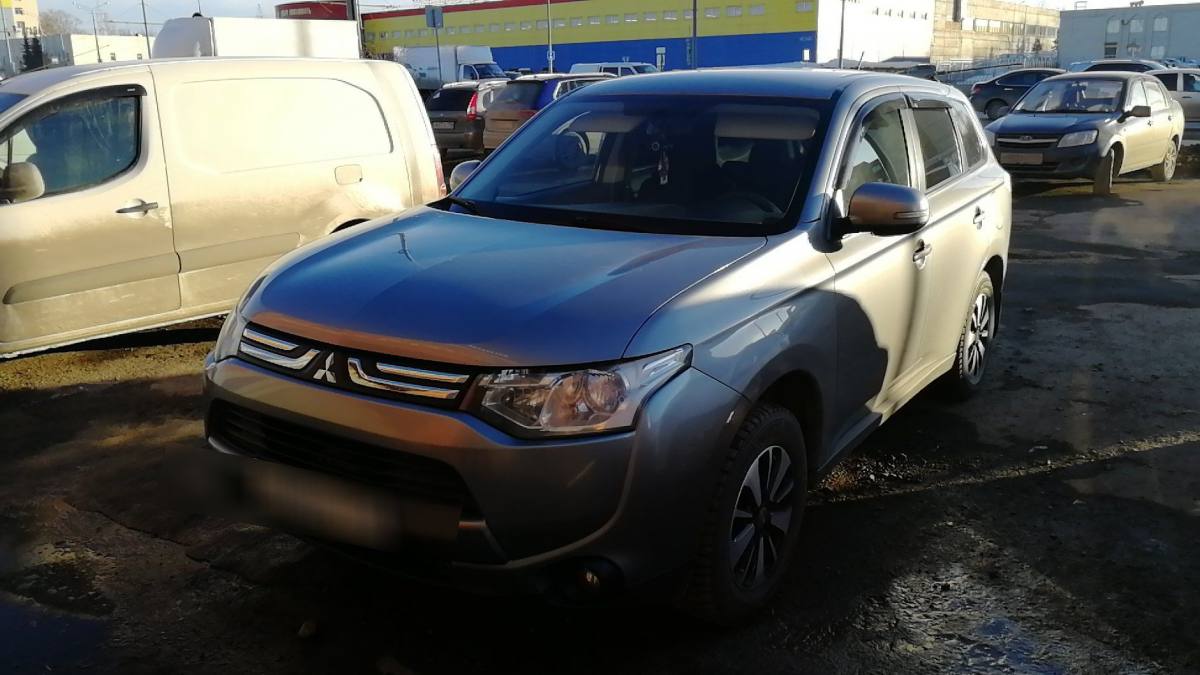 Mitsubishi Outlander III