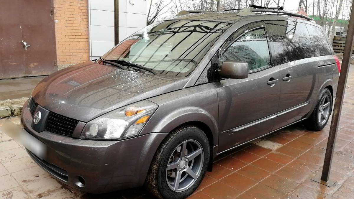 Nissan Quest III
