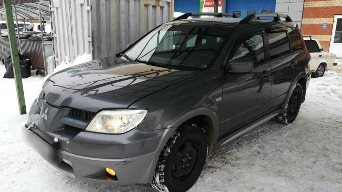 Mitsubishi Outlander I
