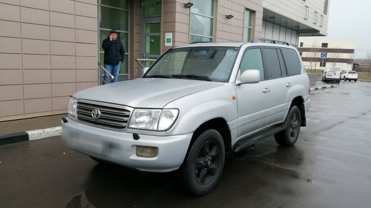 Toyota Land Cruiser 100 Series Рестайлинг 1