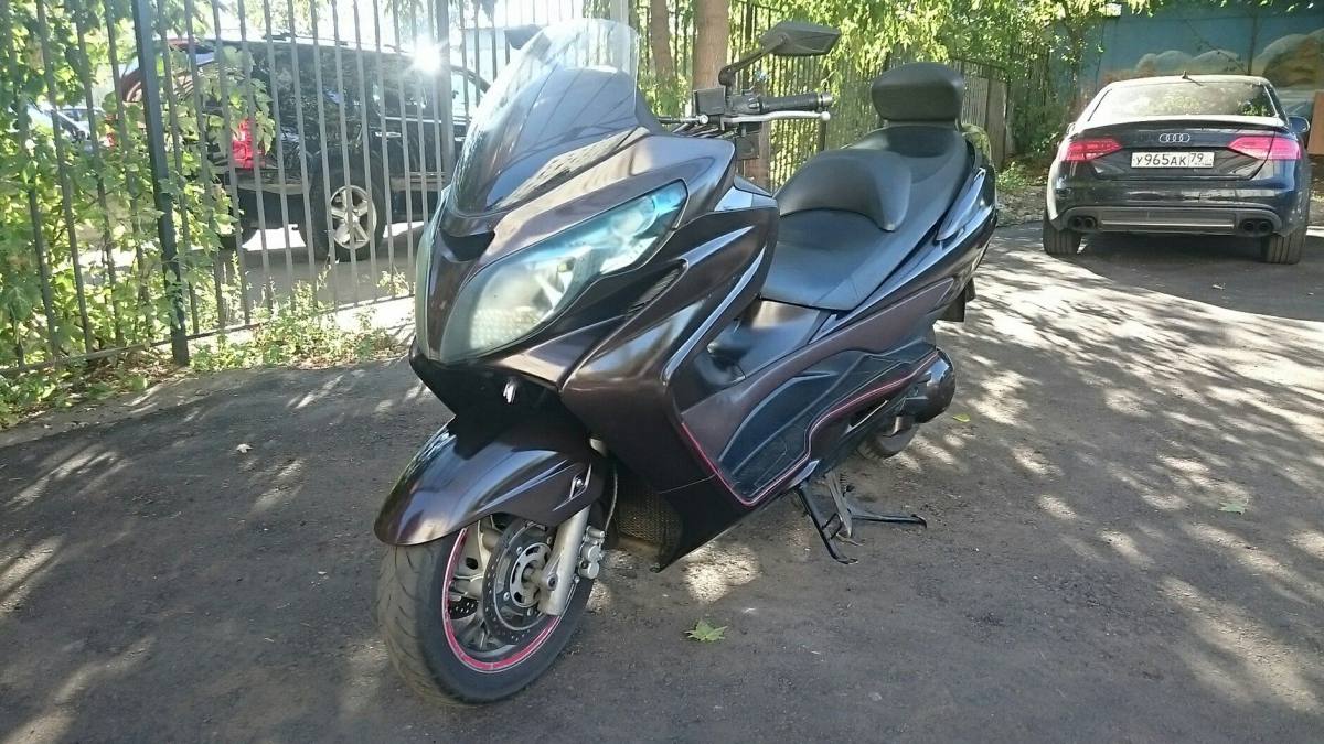 Suzuki SkyWave 400 2008