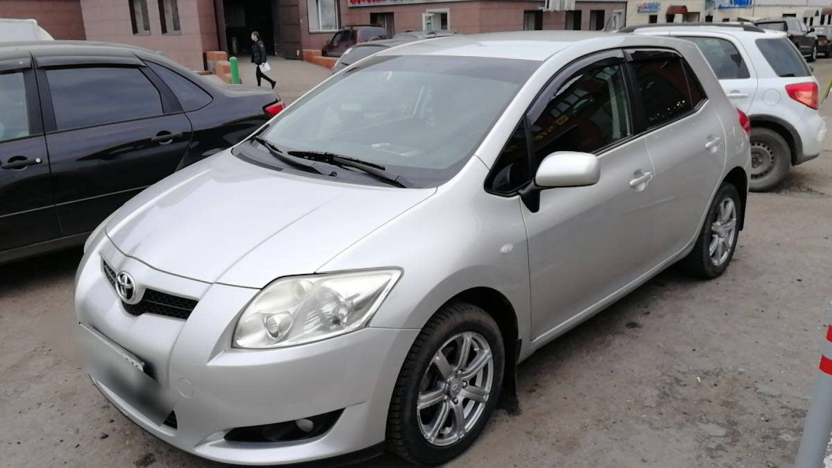 Toyota Auris I