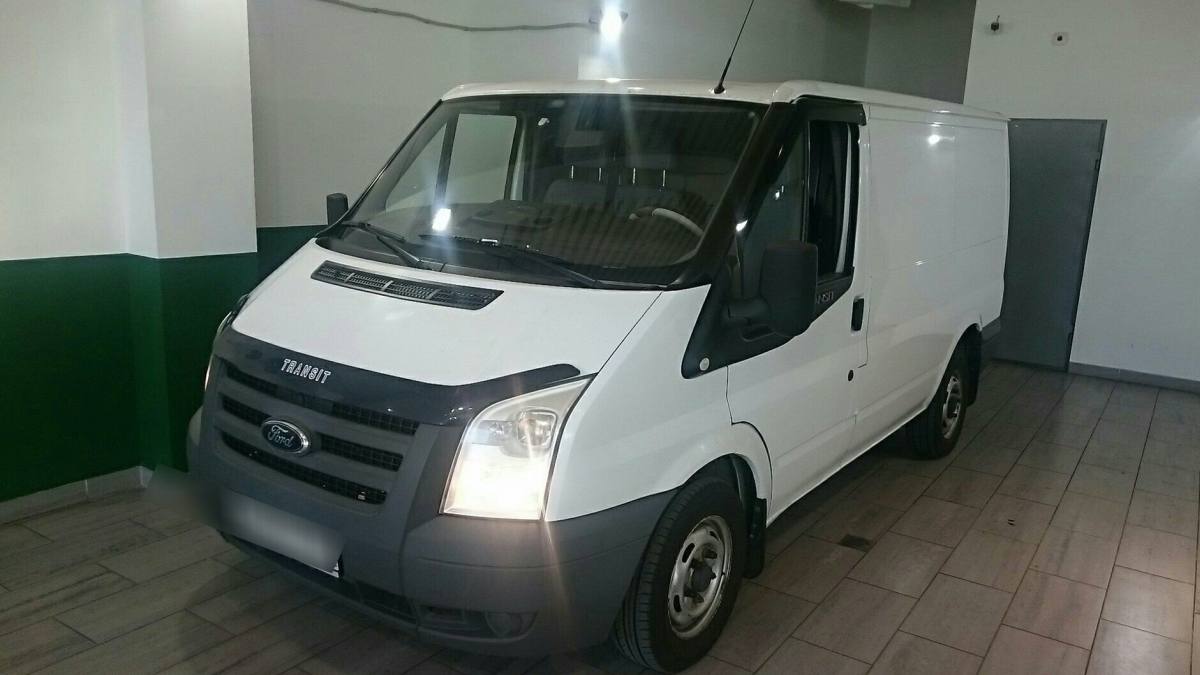 Ford Transit Van (V347)