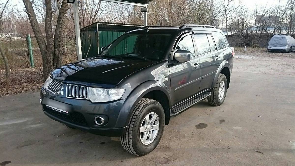 Mitsubishi Pajero Sport II 2012