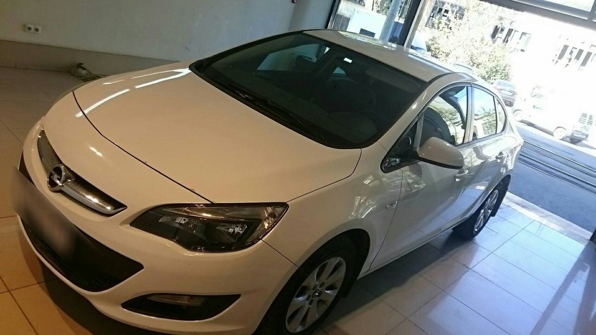 Opel Astra J Рестайлинг 2014