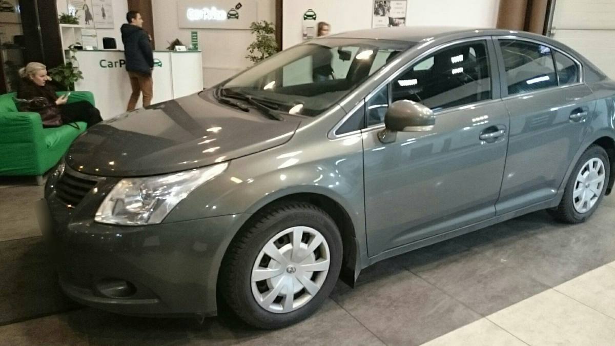 Toyota Avensis III 2010