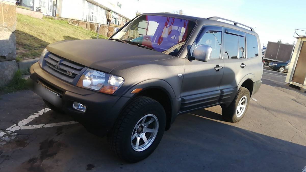 Mitsubishi Montero III 2000