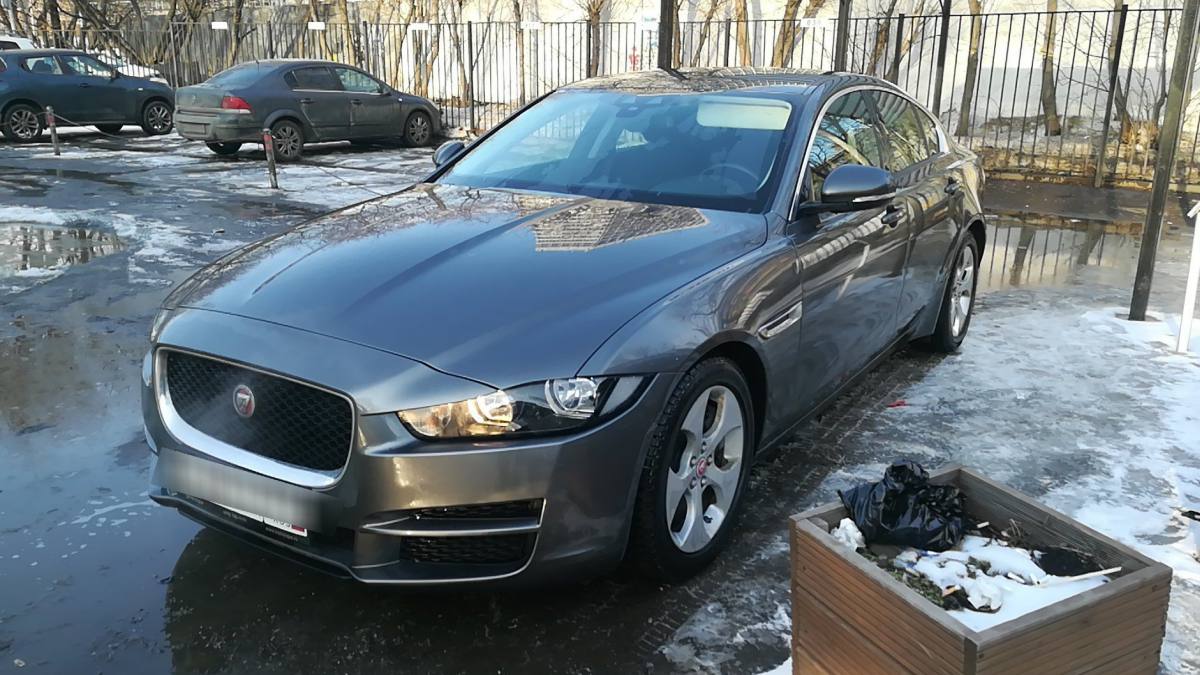 Jaguar XE 2016