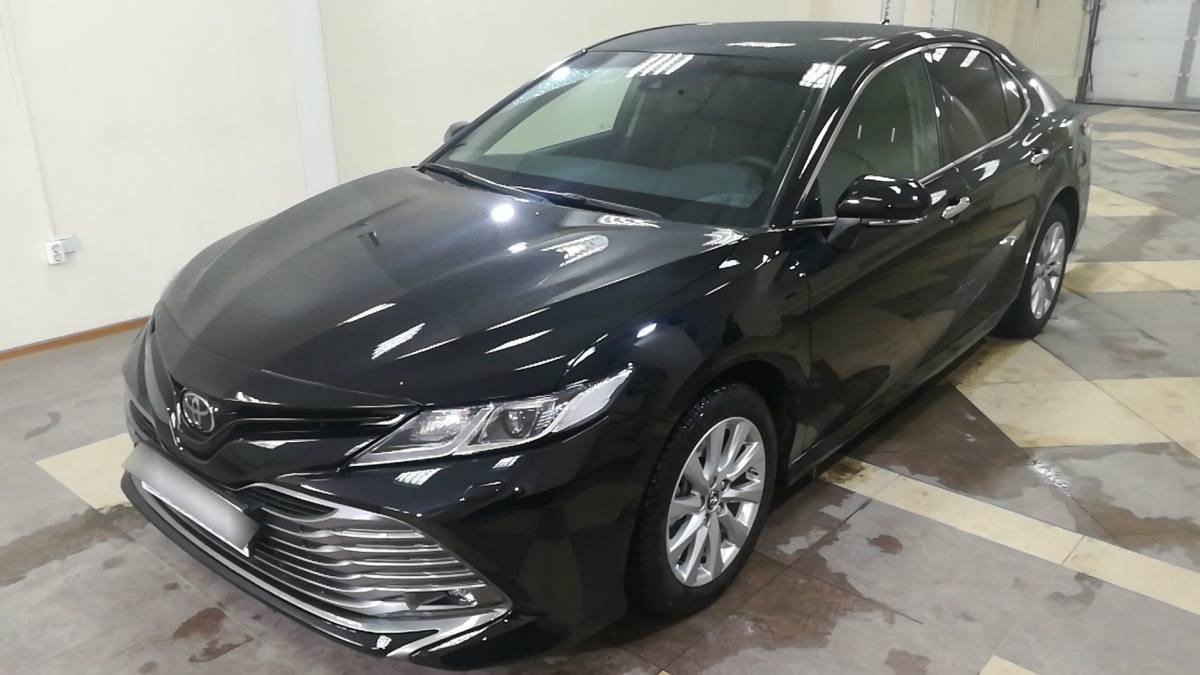 Toyota Camry VIII (XV70) 2018