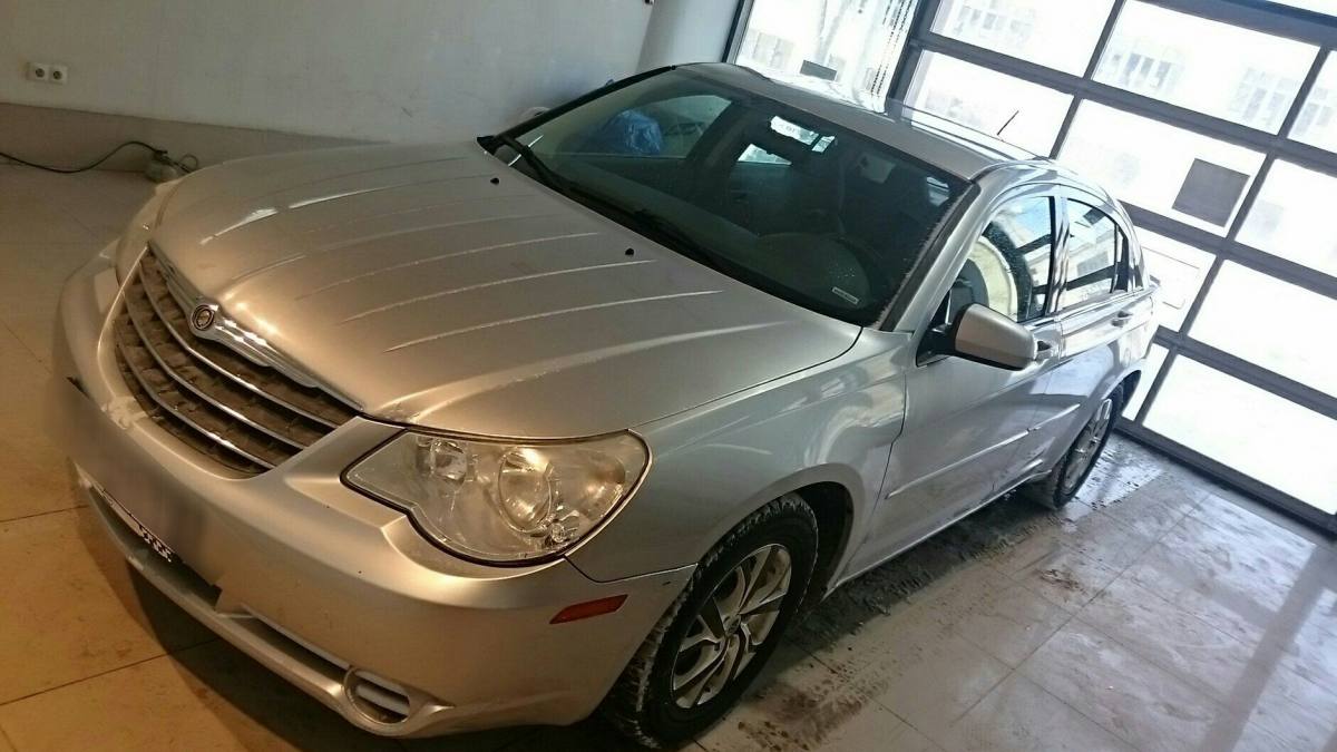 Chrysler Sebring III