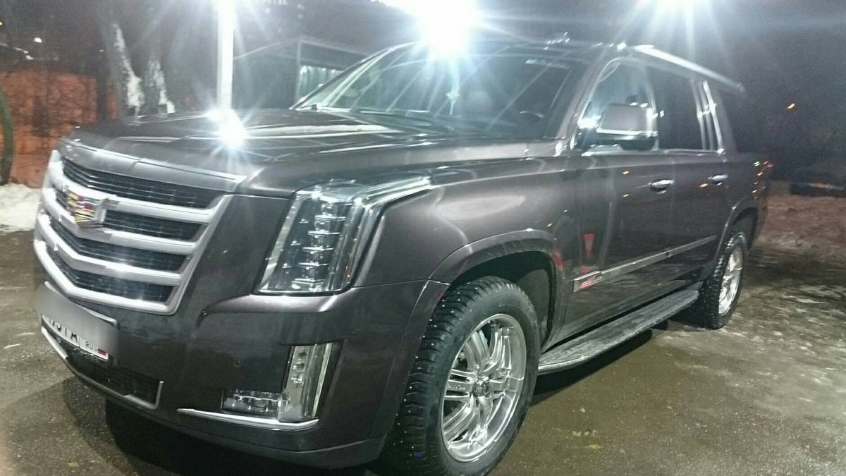 Cadillac Escalade IV