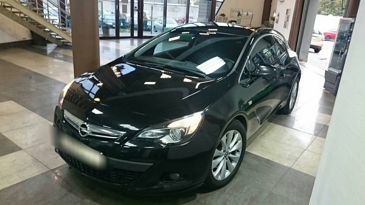 Opel Astra J Рестайлинг 2013