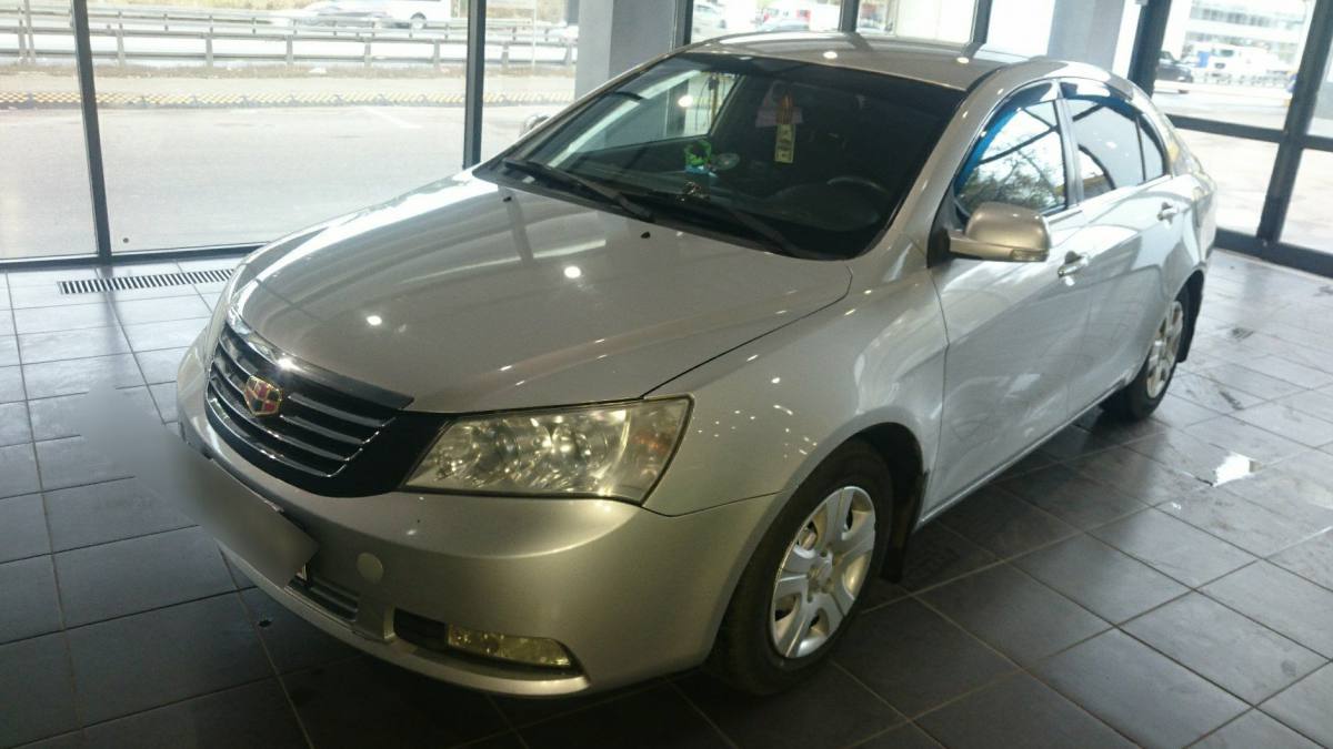 Geely Emgrand EC7 2012