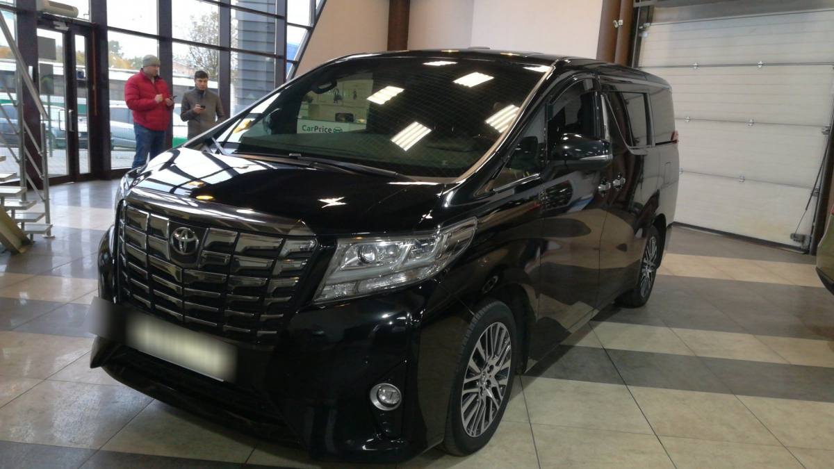 Toyota Alphard III