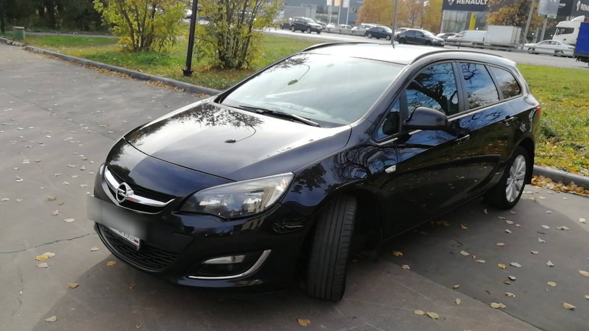 Opel Astra J Рестайлинг 2012