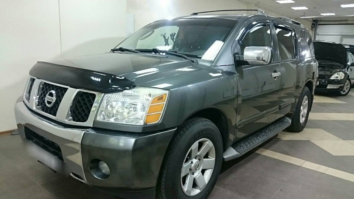 Nissan Armada I 2004