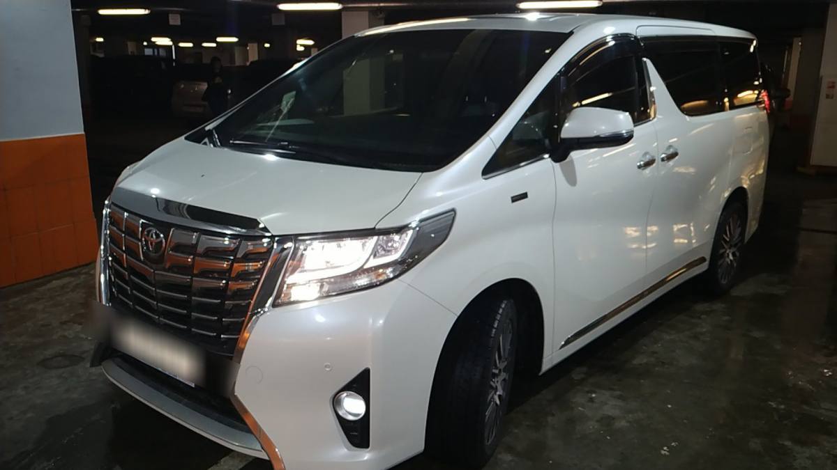 Toyota Alphard III 2015