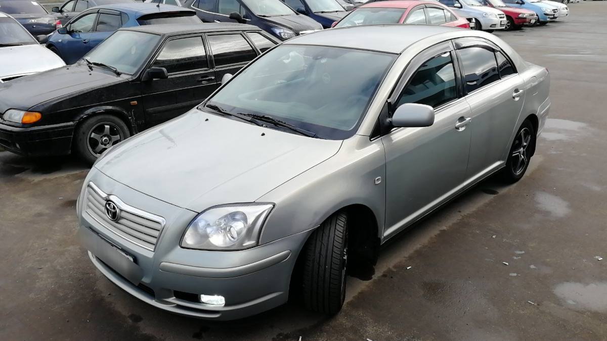 Toyota Avensis II 2003