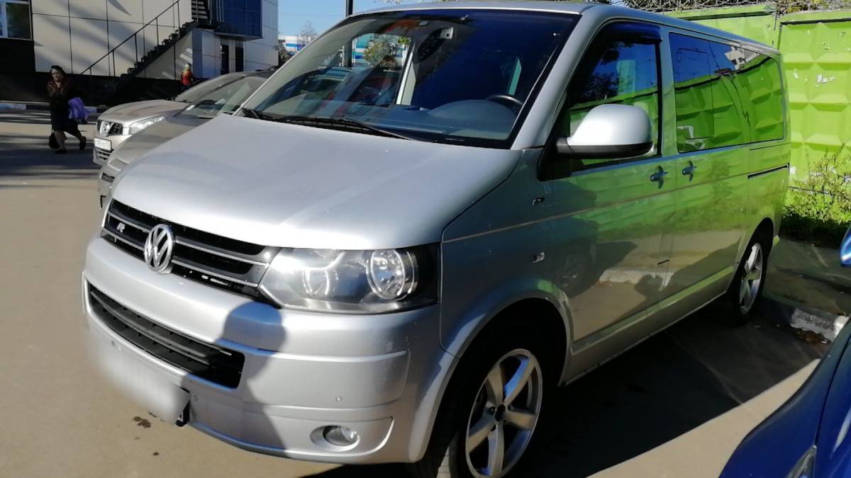 Volkswagen Caravelle T5 Рестайлинг 2010