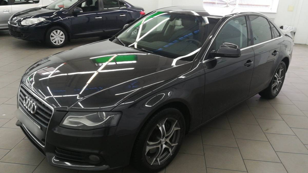 Audi A4 IV (B8)