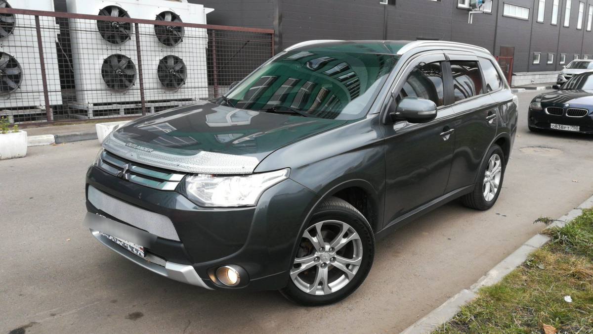 Mitsubishi Outlander III Рестайлинг