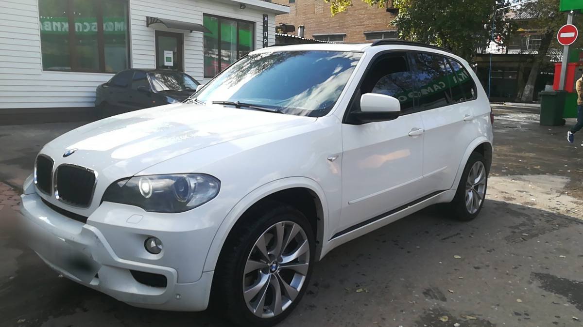 BMW X5 II (E70)