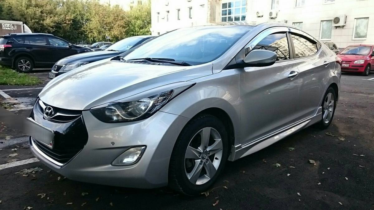 Hyundai Avante V