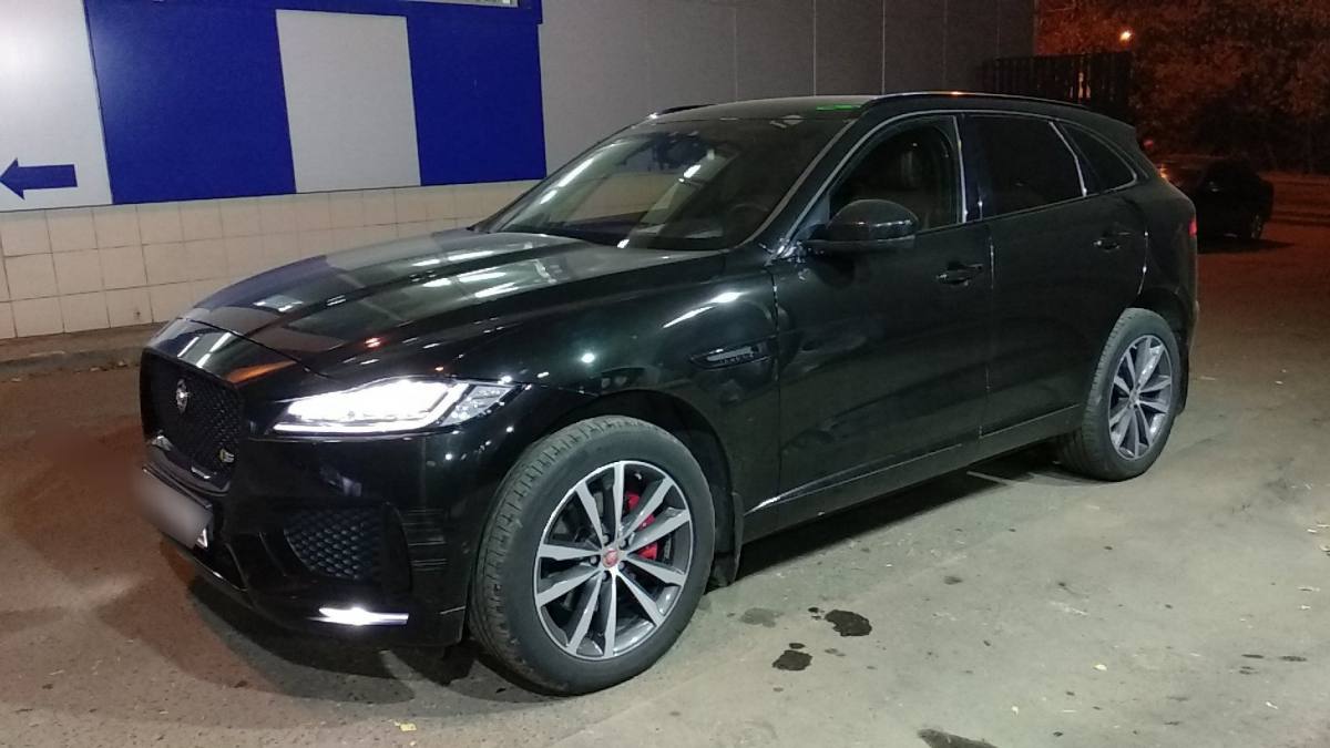 Jaguar F-Pace 2016