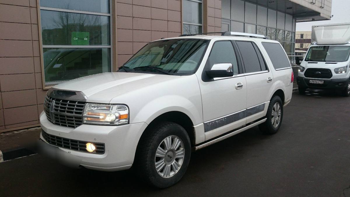 Lincoln Navigator III 2010