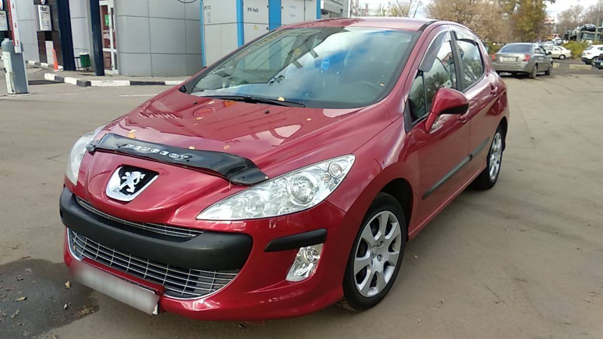 Peugeot 308 I 1.6 AT (120 л.с.) [2010]