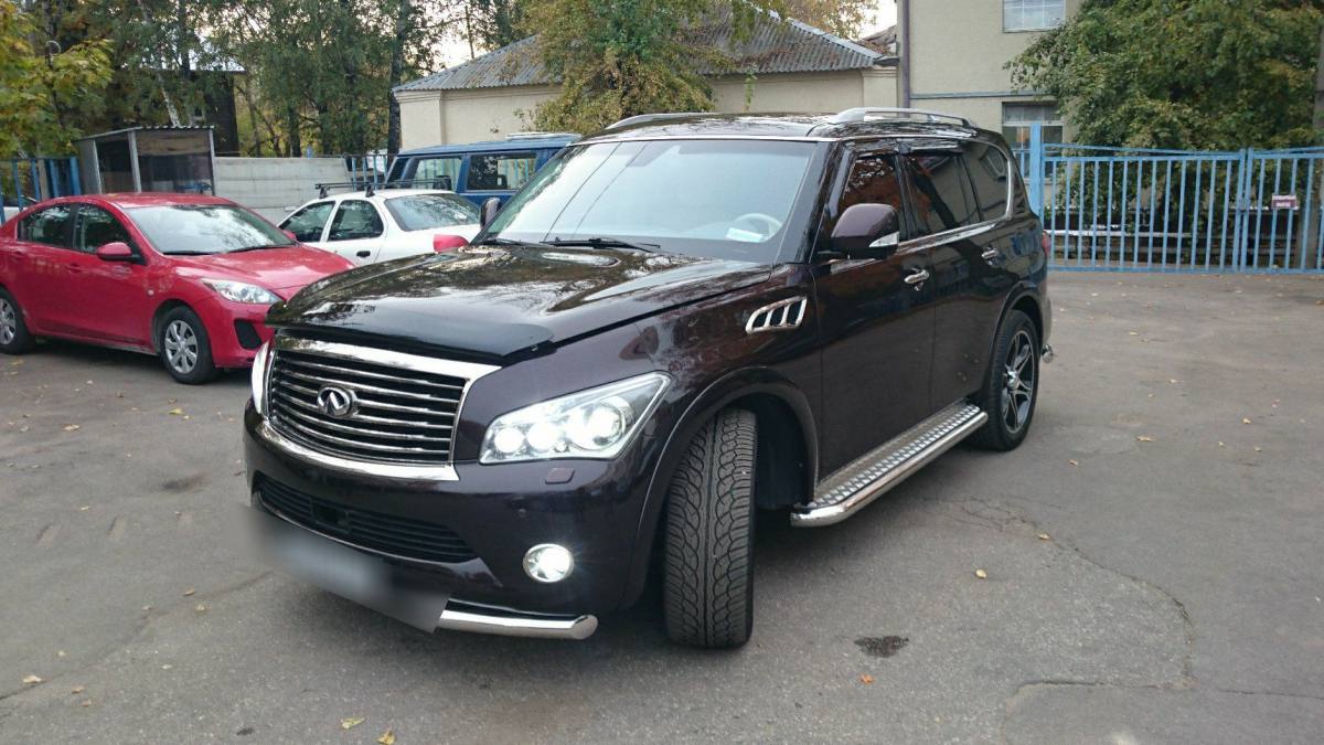 Infiniti QX56 II 2011