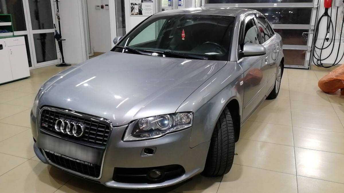 Audi A4 III (B7) 2006