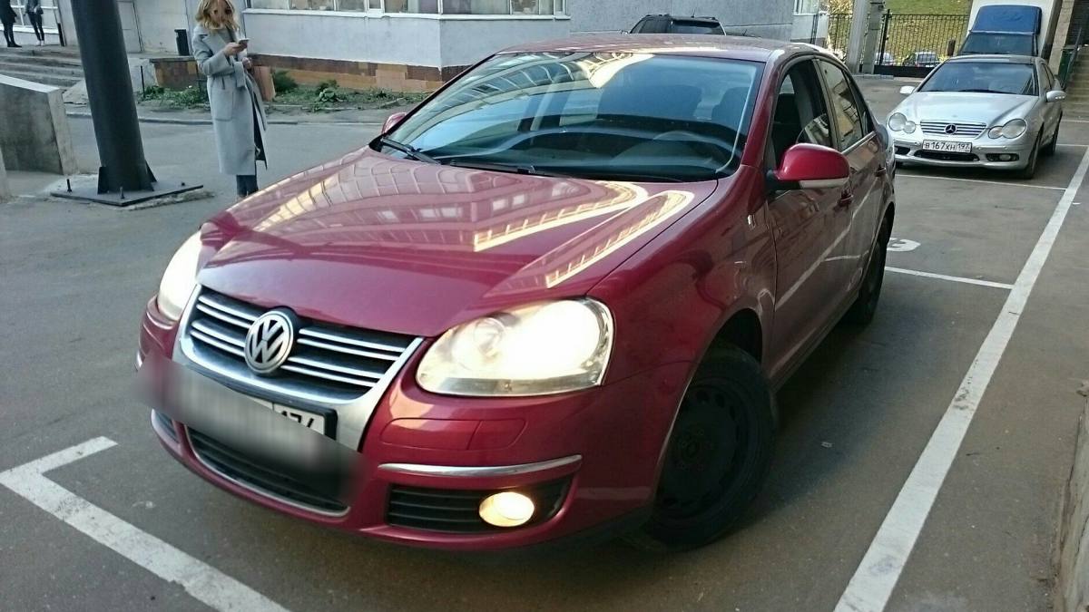 Volkswagen Jetta V