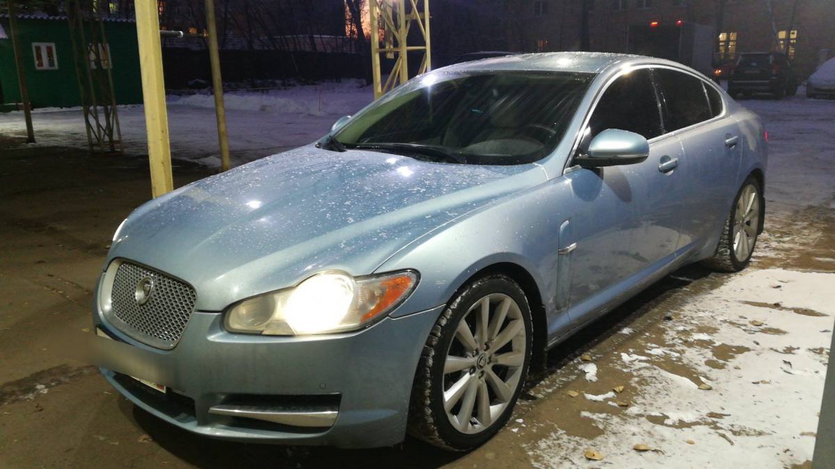 Jaguar XF I 2010